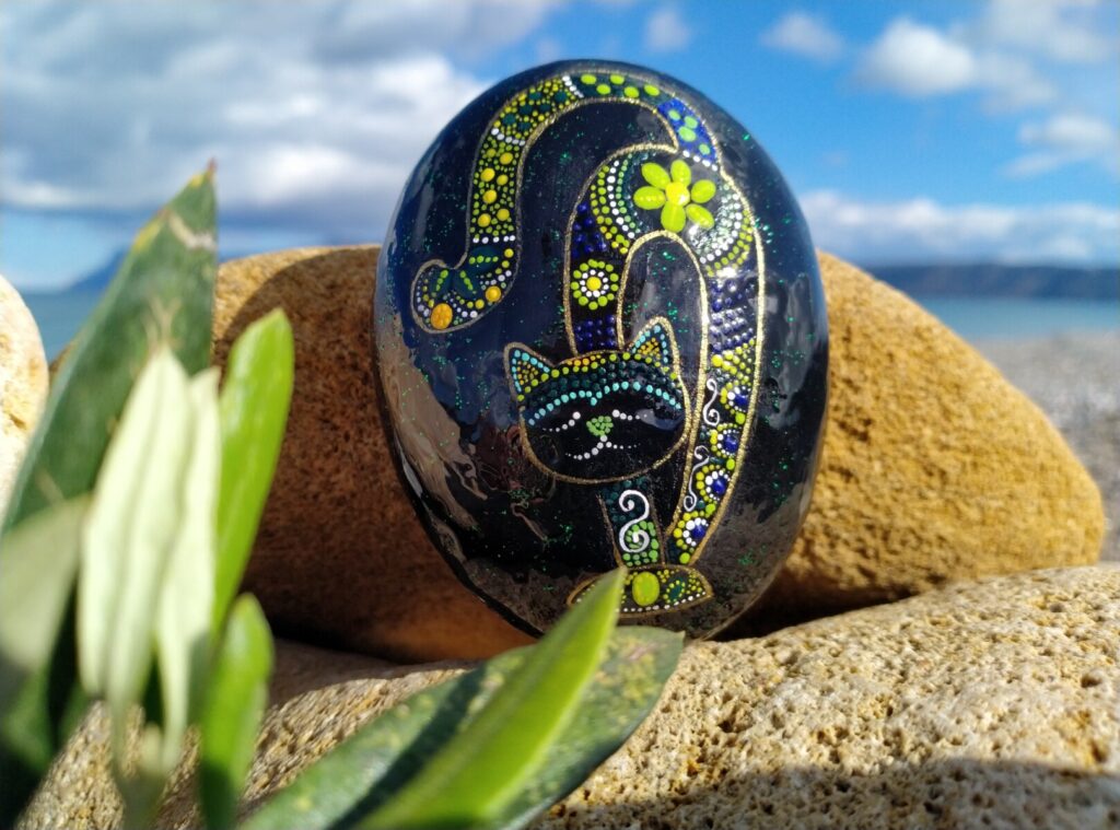 Cat painted on stone